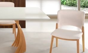 como usar cadeiras na decoracao alem da sala de jantar capa
