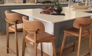 banquetas para ilha de cozinha como escolher o modelo ideal para o seu espaco